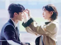 Suzy và Lee Jong Suk cứ tình tứ như vậy, bảo san fan Khi nàng say giấc không phát mê