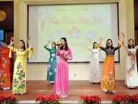 Đại sứ quán Việt Nam tại Trung Quốc tổ chức Tết Cộng đồng