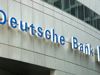 Deutsche Bank cân nhắc chuyển 300 tỷ Euro từ London về Frankfurt