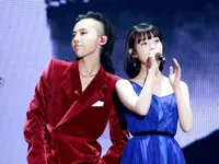 G-Dragon một lần nữa kết đôi cùng IU