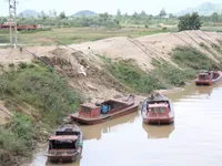 Hầu hết phương tiện giao thông đường thủy ở Đăk Lăk không đăng kiểm