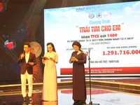 Lắng đọng Gala 9 năm Trái tim cho em 'Viết tiếp ước mơ'