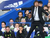 Antonio Conte liệu có thể giữ Chelsea trên đỉnh?