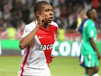 HLV Wenger buông cờ trắng vụ Mbappe, phủ nhận duyệt chi 123 triệu Bảng