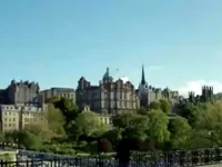 Chiêm ngưỡng vẻ đẹp lâu đài Edinburgh