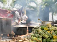 Nồi bánh Tét mang đậm nghĩa tình quân - dân lan tỏa miền Tây