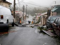 Puerto Rico yêu cầu hàng nghìn người dân sơ tán trước nguy cơ vỡ đập