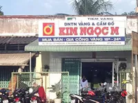 Hai đối tượng táo tợn cướp tiệm vàng ở Long An