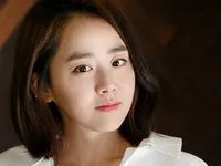 “Em gái quốc dân” Moon Geun Young bất ngờ nhập viện