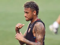 Nói lời chia tay đồng đội, Neymar chuẩn bị gia nhập PSG