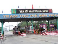 Căng thẳng tình trạng mua vé qua cầu Bến Thủy bằng tiền mệnh giá nhỏ