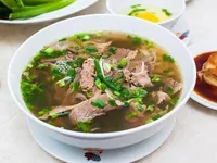 Phở Việt lại lọt top 10 món đường phố được yêu thích