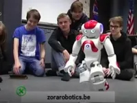 Robot dịch vụ phát triển mạnh mẽ
