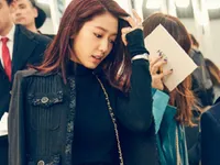 Park Shin Hye sang chảnh dự show của Chanel