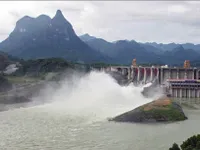 Hồ thủy điện Tuyên Quang mở cửa xả đáy thứ 2