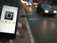 Uber xin lỗi khách hàng tại Anh