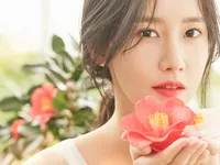 YoonA (SNSD) tự hào về chặng đường 10 năm cùng SNSD