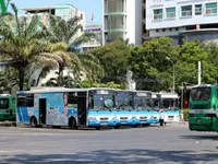 TP.HCM: Lượng khách sử dụng xe bus thí điểm tăng 10