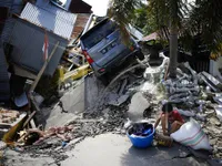 Động đất gây sóng thần ở Indonesia: Con số thiệt mạng tăng lên gần 1.350 người