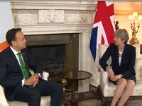 Anh có thể tung ra đề xuất bước ngoặt tránh Brexit 'cứng'