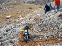 Sea to Sky - Trải nghiệm kh&oacute; qu&ecirc;n của c&aacute;c tay đua m&ocirc;-t&ocirc;