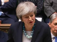 Thủ tướng Anh Theresa May vượt qua cuộc bỏ phiếu bất tín nhiệm