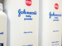 Johnson & Johnson lao đao vì bê bối chất gây ung thư