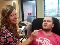 Hy hữu: Người đ&agrave;n &ocirc;ng Mỹ được chẩn đo&aacute;n mắc bệnh b&ograve; đi&ecirc;n