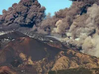 Italy ban bố tình trạng khẩn cấp do núi lửa Etna hoạt động trở lại