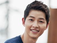 Song Joong Ki tạm nghỉ mọi hoạt động sau tin ly hôn