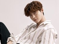 Lee Jong Suk chính thức xác nhận rời YG