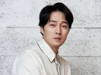 So Ji Sub lên tiếng ủng hộ phong tào Me Too