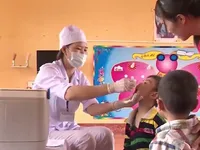 Phòng bại liệt cần tiêm thêm vaccine