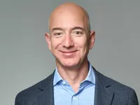 CEO của Amazon trở thành người giàu nhất thế giới