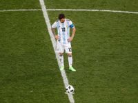 CĐV kêu gọi Messi từ giã đội tuyển Argentina