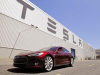 TP.HCM mời nhà sản xuất pin cho Tesla vào đầu tư