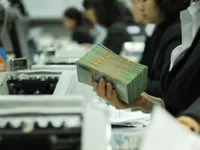 Việt Nam còn khoảng 60 tỷ USD tiền nhàn rỗi