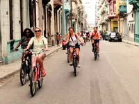 Xe đạp đang quay lại với cuộc sống của người dân Cuba