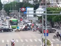 Nghị định 10: Cuộc đua taxi truyền thống - công nghệ đã kết thúc?