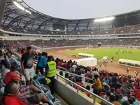 12 người thương vong do giẫm đạp sau trận đấu b&oacute;ng đ&aacute; ở Angola
