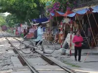 Sẽ lắp hệ thống cảnh báo ở 100 đường ngang đường sắt