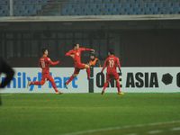 VIDEO: Công Phượng ghi bàn tung lưới U23 Iraq, mở tỉ số cho U23 Việt Nam