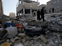 Iran quake injures more than 700