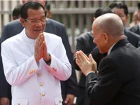 Cambodia holds first new government meeting since July vote