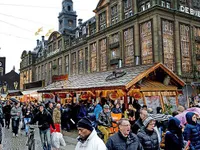 Amsterdam raises tourist tax