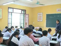 Gần 80 giáo viên hợp đồng Sóc Sơn xin rút đơn không thi tuyển viên chức