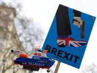 Anh khẳng định Brexit sẽ diễn ra đúng thời hạn