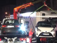 Xe tải lao v&agrave;o &ocirc; t&ocirc; đang dừng đỗ ở Đức, nhiều người bị thương