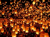Lantern festival takes place in Thailand