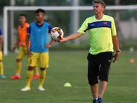 Vietnam U19s set off for Thailand to attend GSB Bangkok Cup 2019